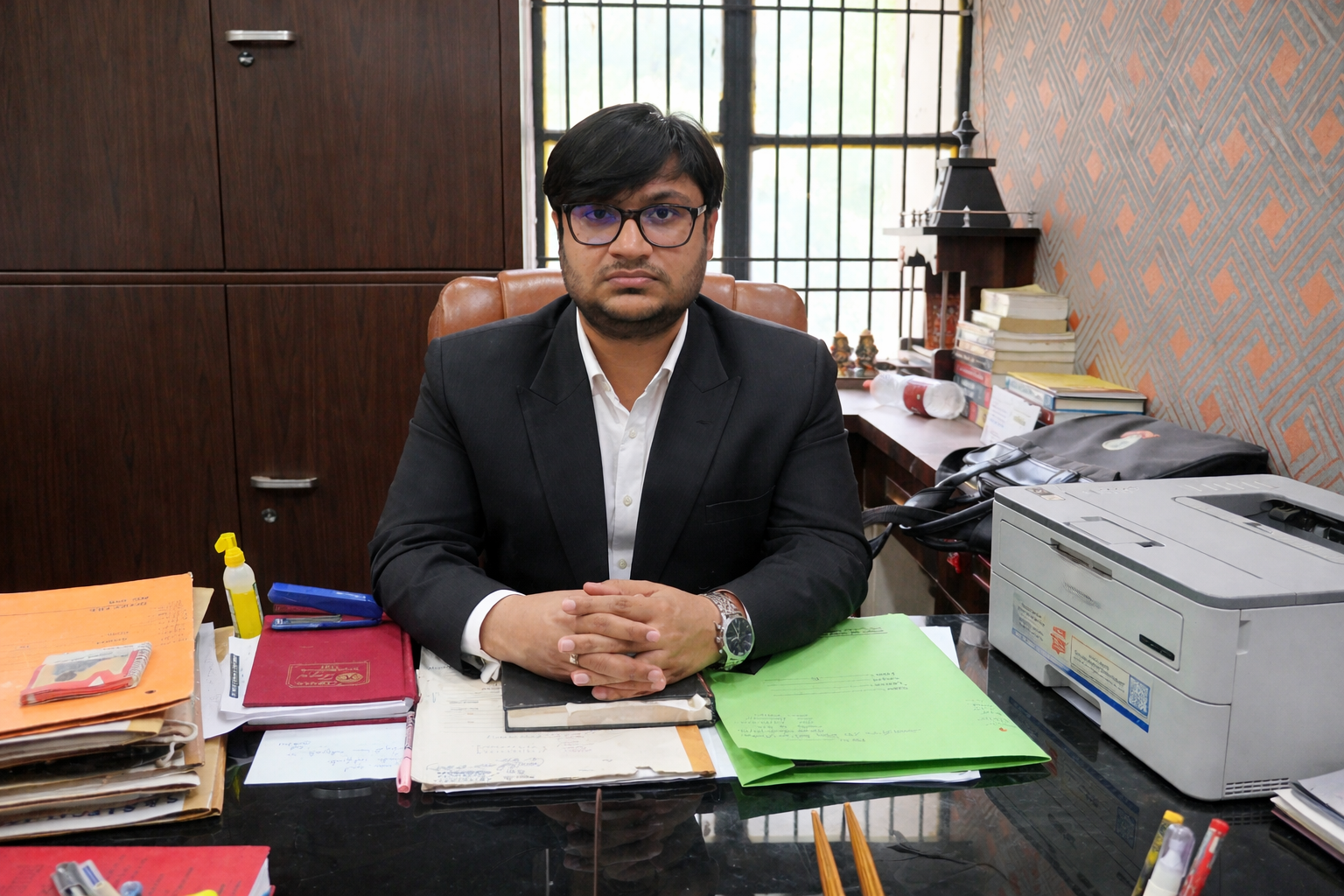Senior Advocate at S & S Legal Associates, Aligarh